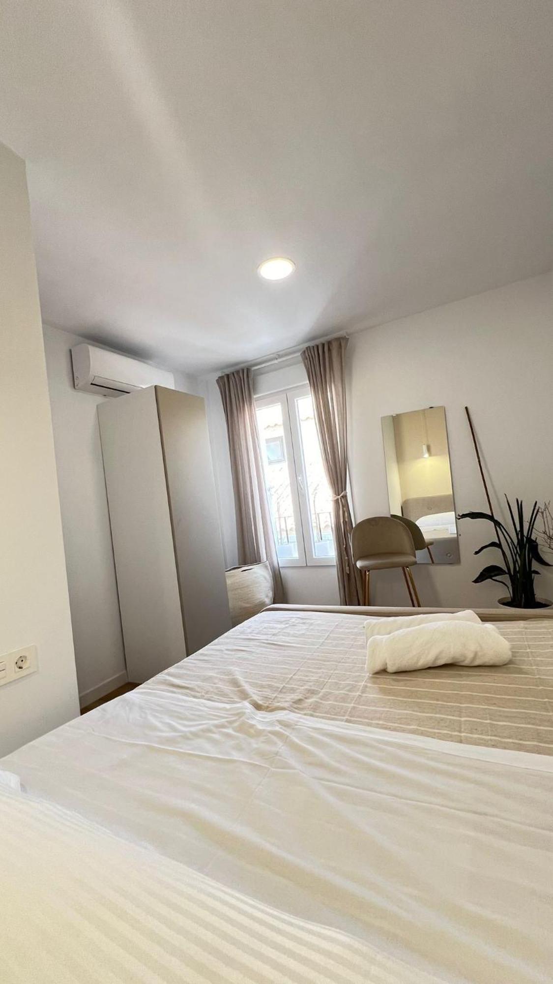 Hermosos Apartamentos En Pleno Centro Гранада Екстер'єр фото